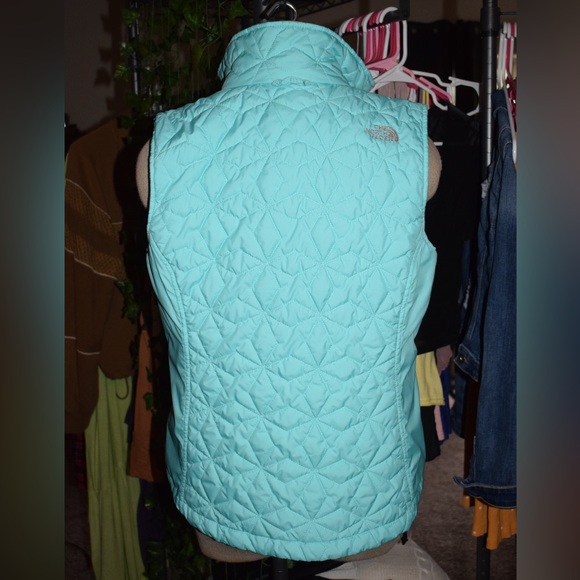 The North Face Jackets & Coats Womens Medium North Face Turquoise Blue Diamond Quilted Zip
